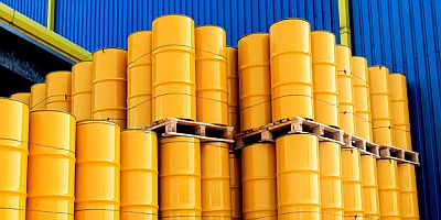 Sustainable Chemical Supply: Supporting Industries with Quality, Reliability, and Innovation